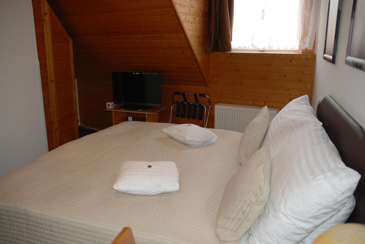 Hotel U Ruze Slavonice Eksteriør bilde